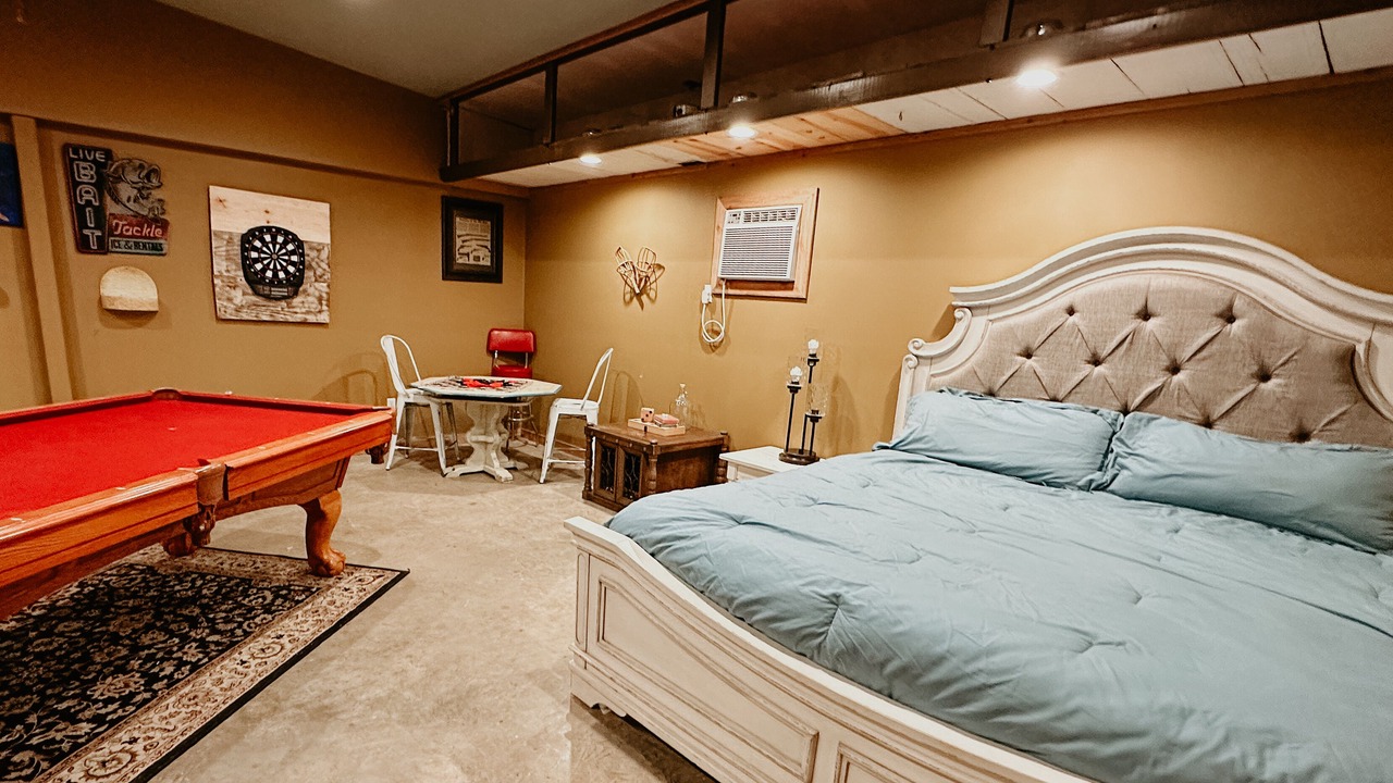 Photo of Bedroom in Mason