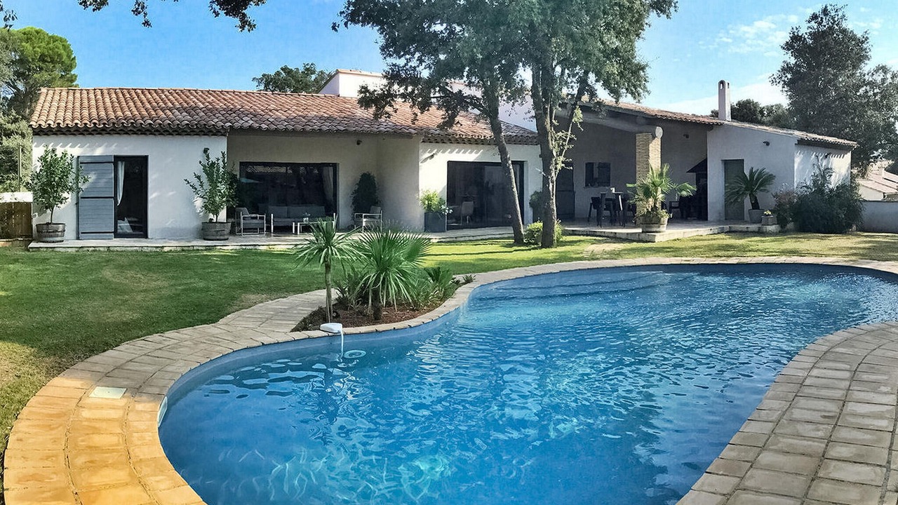 Photo of Outdoor in Uchaux