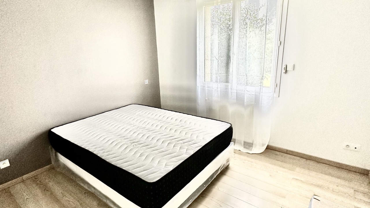 Photo of Bedroom in Prigonrieux