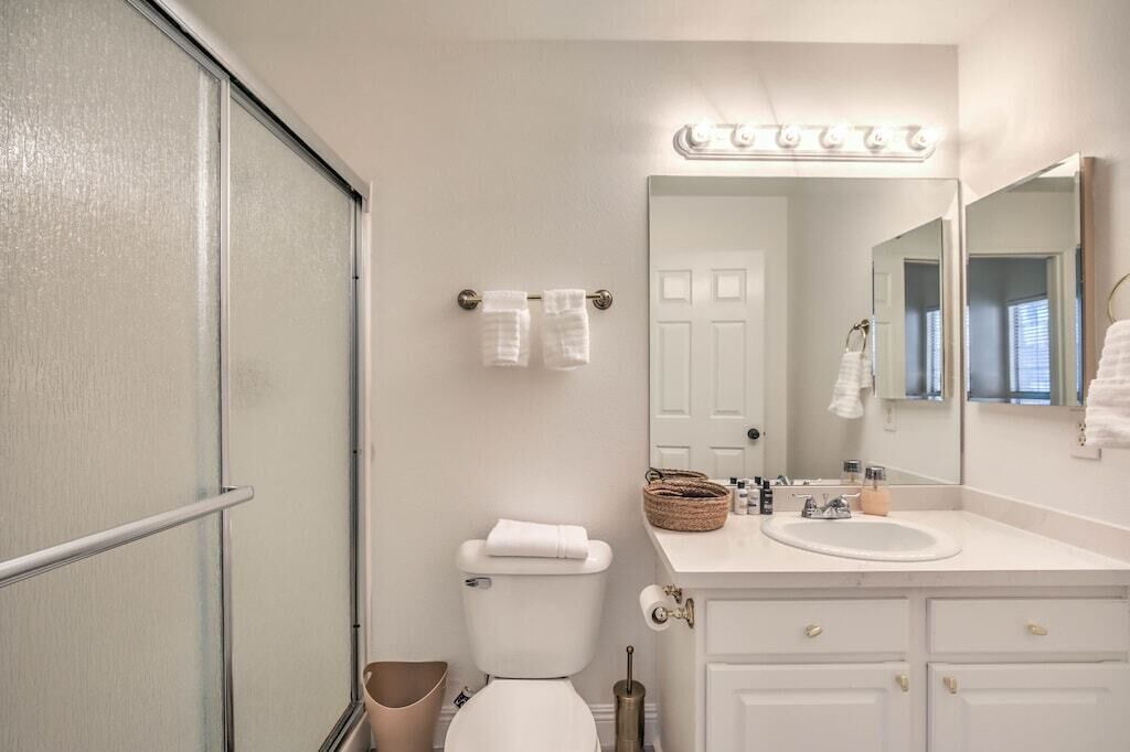 Photo of Bathroom in Mission Hills