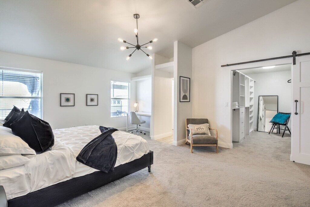 Photo of Bedroom in Mission Hills