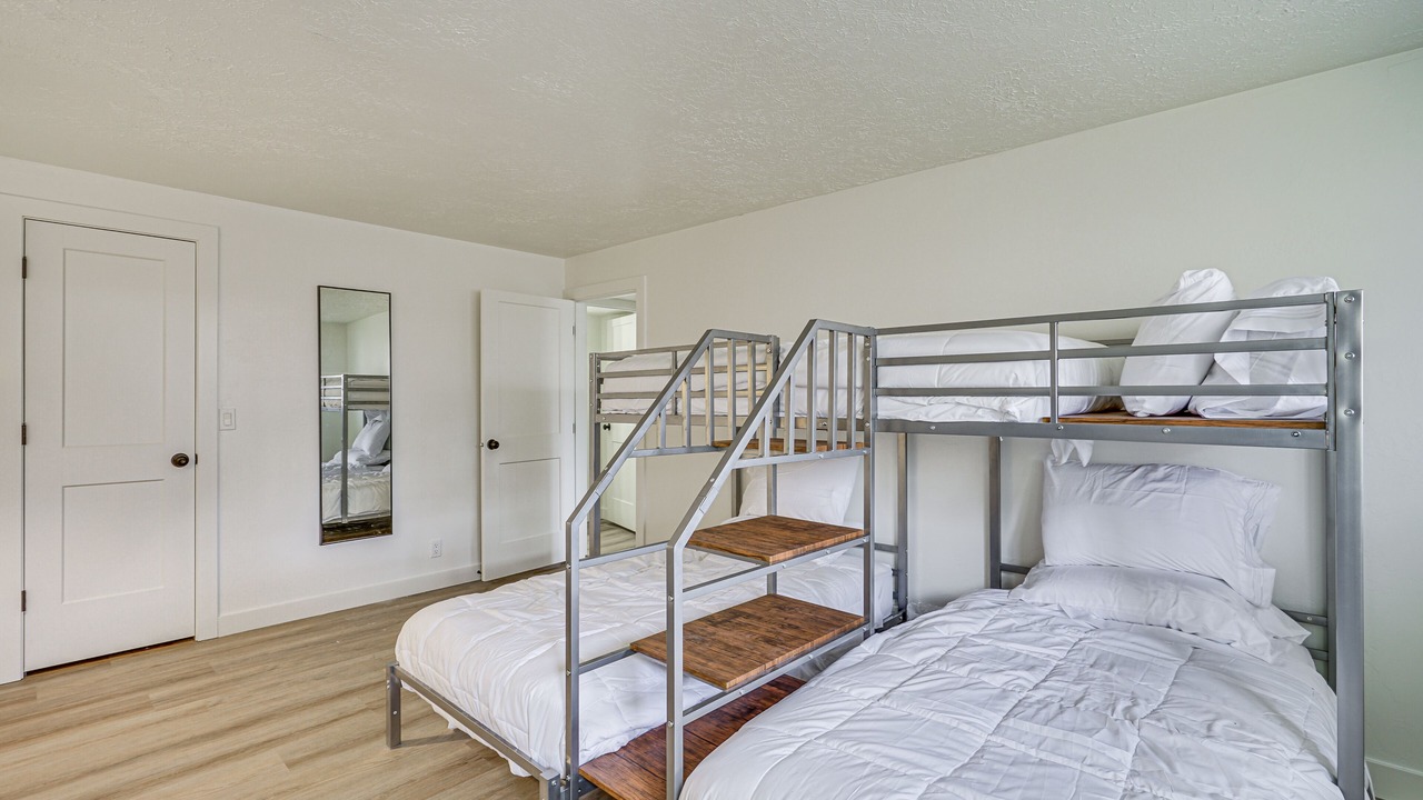 Photo of Bedroom in Midvale
