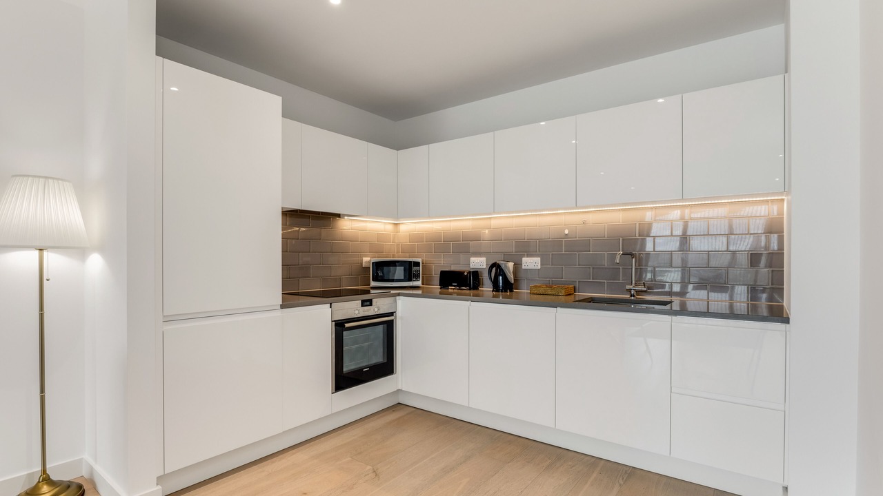 Photo of Others in Tower Hill