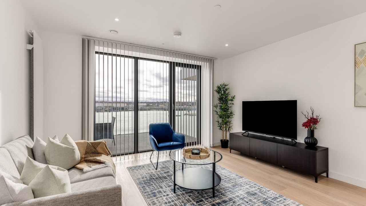 Photo of Others in Tower Hill