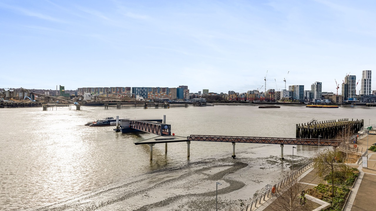 Photo of Others in Tower Hill