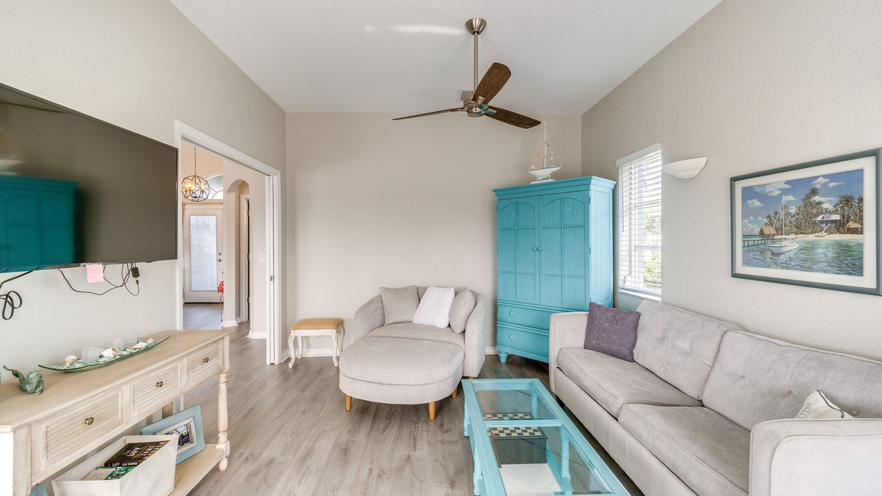 Photo of Livingroom in Burnt Store Isles