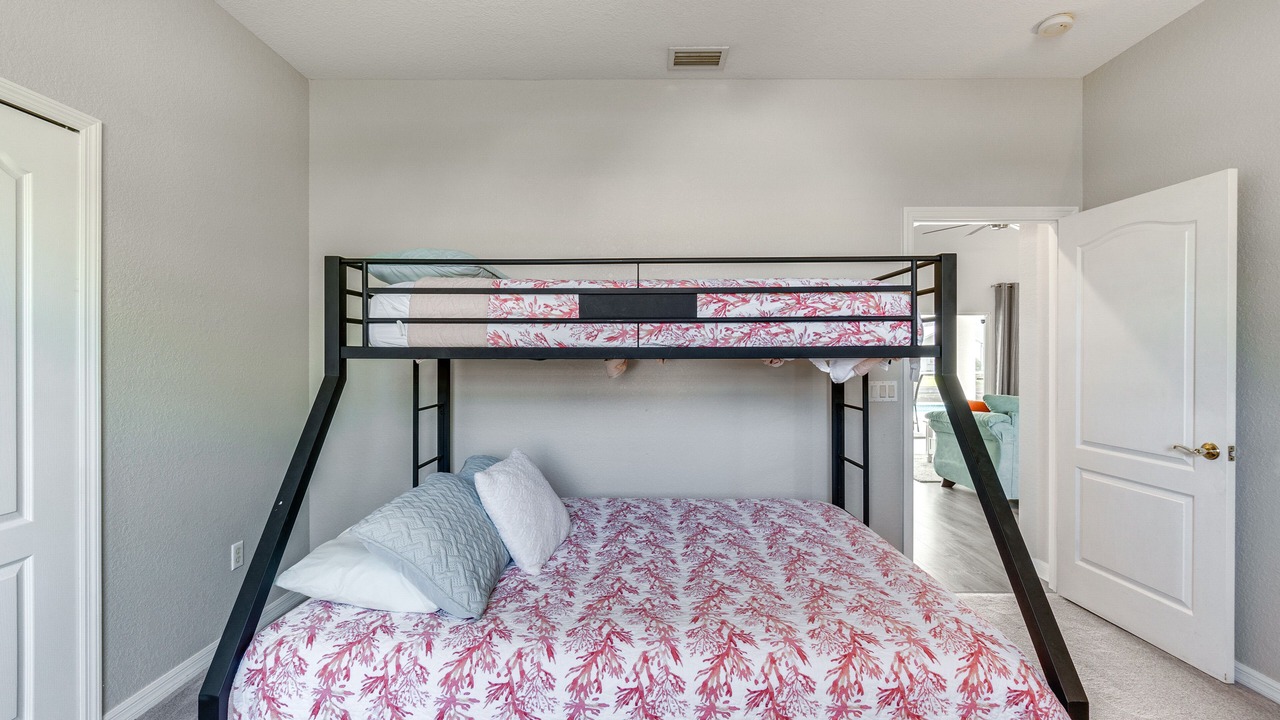 Photo of Bedroom in Burnt Store Isles