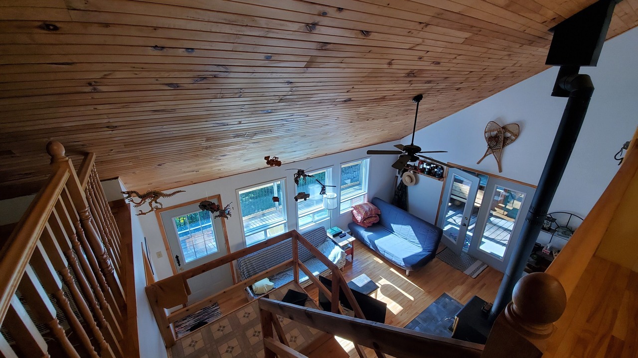 Photo of Livingroom in Val-des-Monts