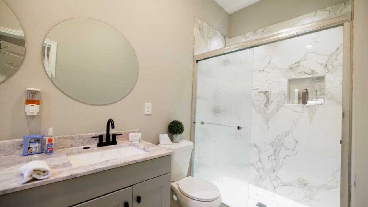 Photo of Bathroom in Lithonia
