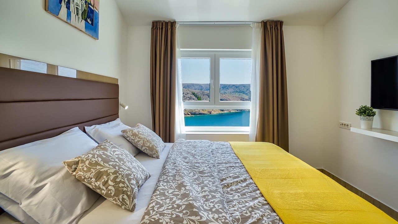 Photo of Bedroom in Metajna