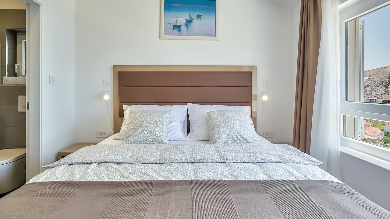 Photo of Bedroom in Metajna