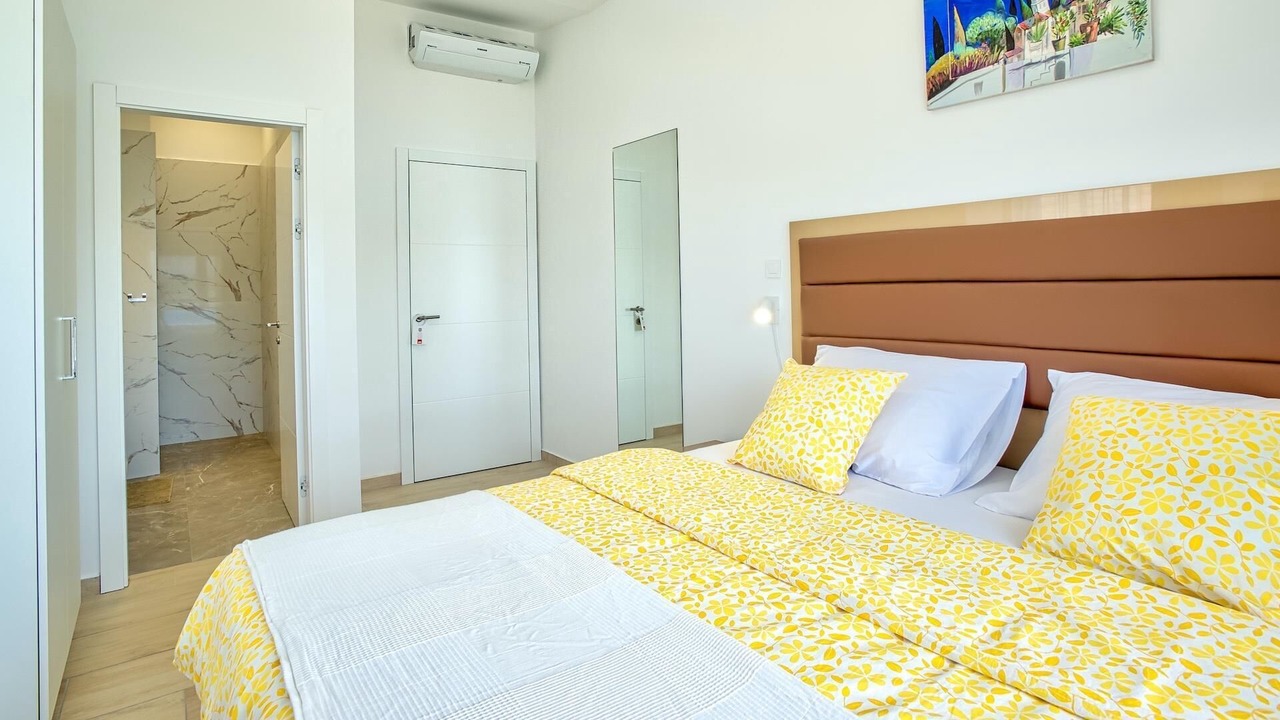 Photo of Bedroom in Metajna