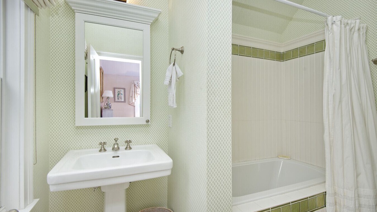 Photo of Bathroom in West End