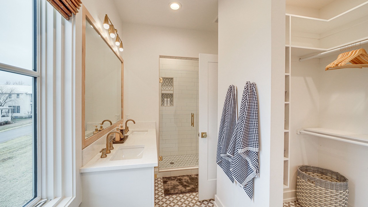 Photo of Bathroom in Eufaula