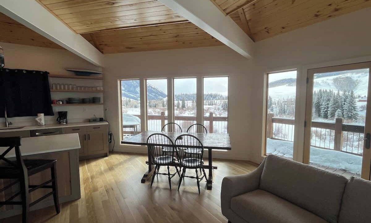 Photo of Livingroom in Crested Butte South