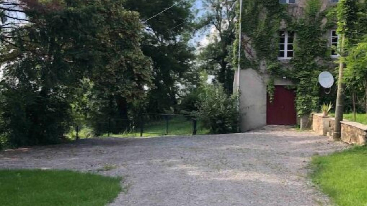 Photo of Outdoor in Saint-Pierre-de-Trivisy