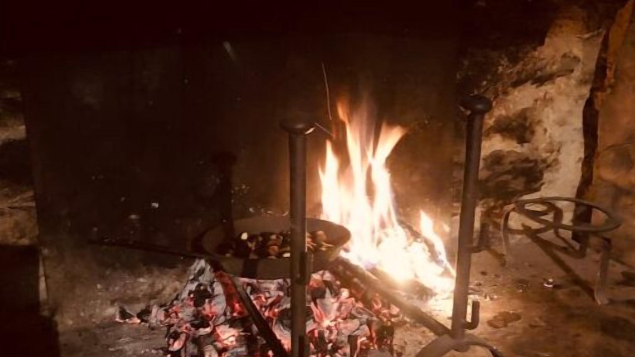Photo of Livingroom in Saint-Pierre-de-Trivisy