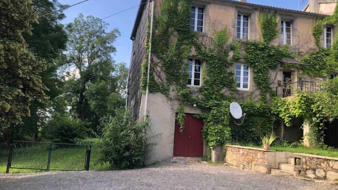 Photo of Outdoor in Saint-Pierre-de-Trivisy