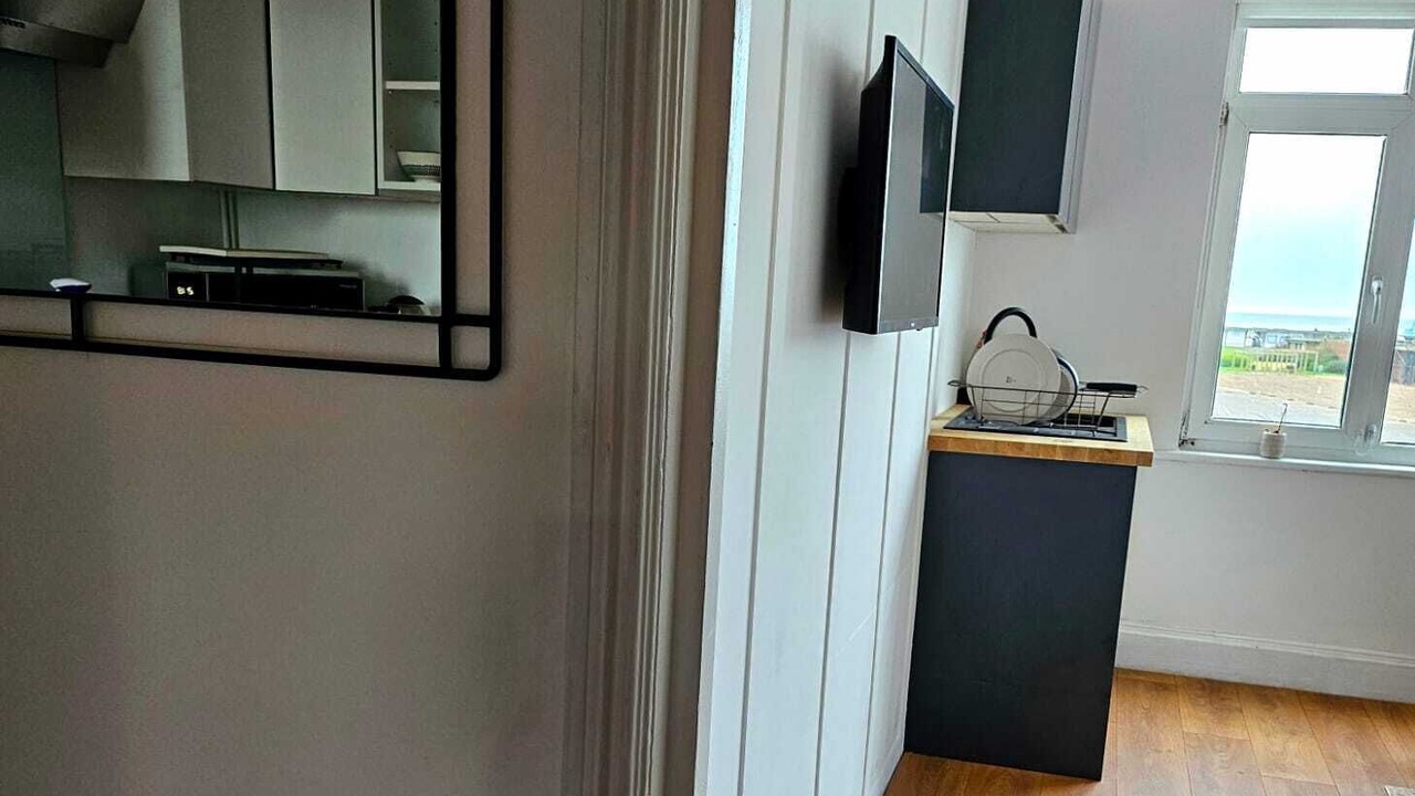 Photo of Kitchen in Littlehampton