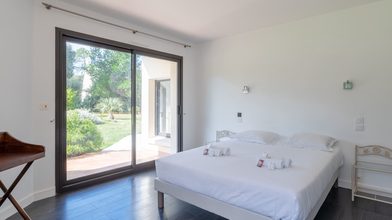 Photo of Bedroom in Pornichet