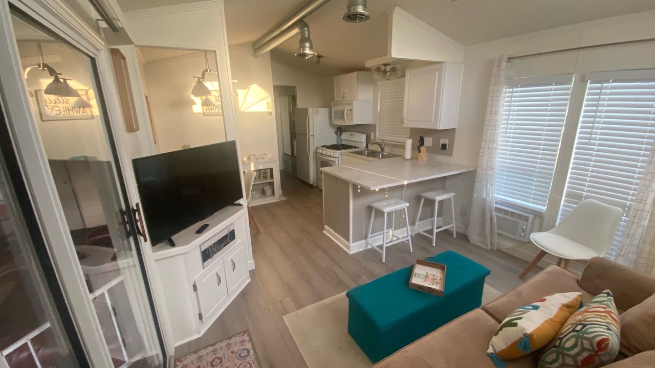 Photo of Livingroom in Burnt Store Isles