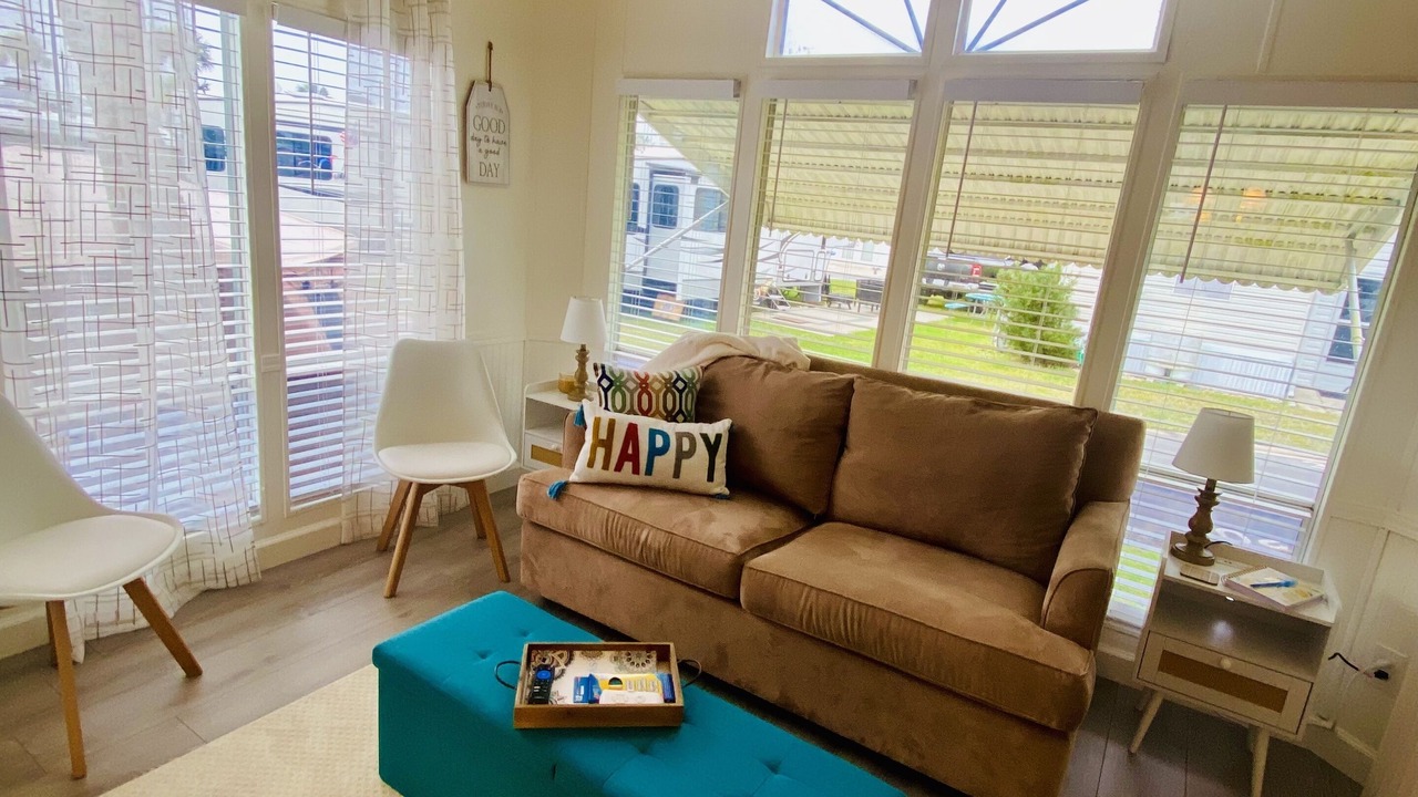 Photo of Livingroom in Burnt Store Isles