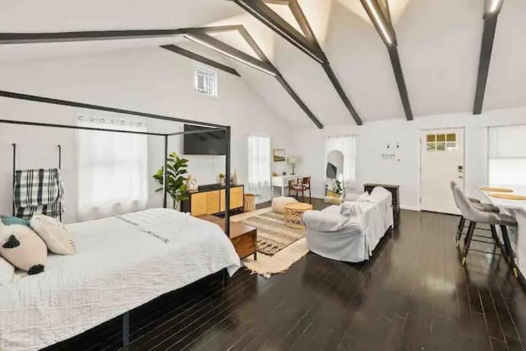 Photo of Bedroom in Claverack-Red Mills