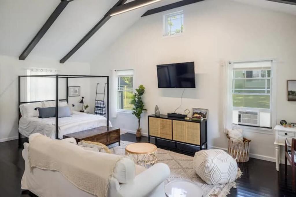 Photo of Bedroom in Claverack-Red Mills