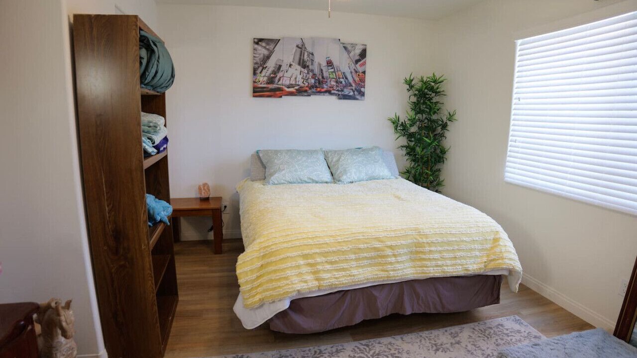 Photo of Bedroom in Sunrise Manor