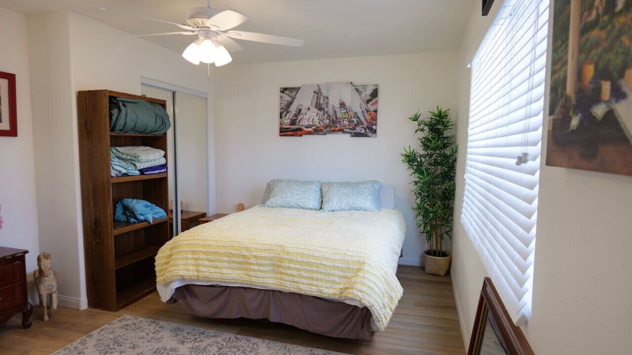 Photo of Bedroom in Sunrise Manor