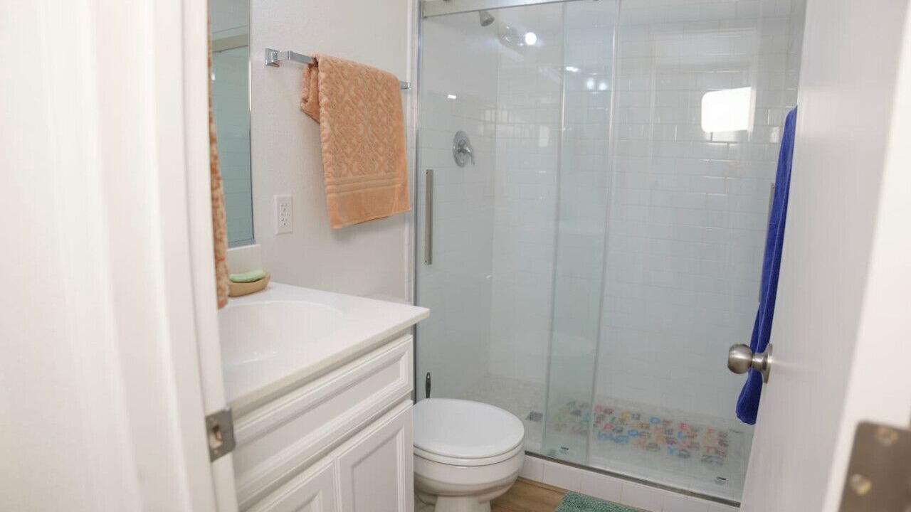Photo of Bathroom in Sunrise Manor