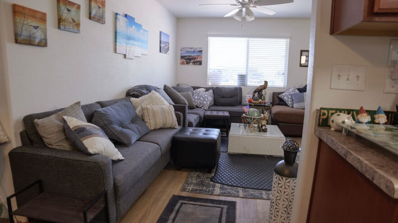 Photo of Livingroom in Sunrise Manor