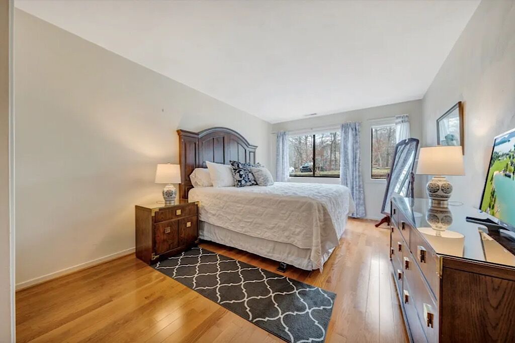 Photo of Bedroom in Smith Mountain Lake