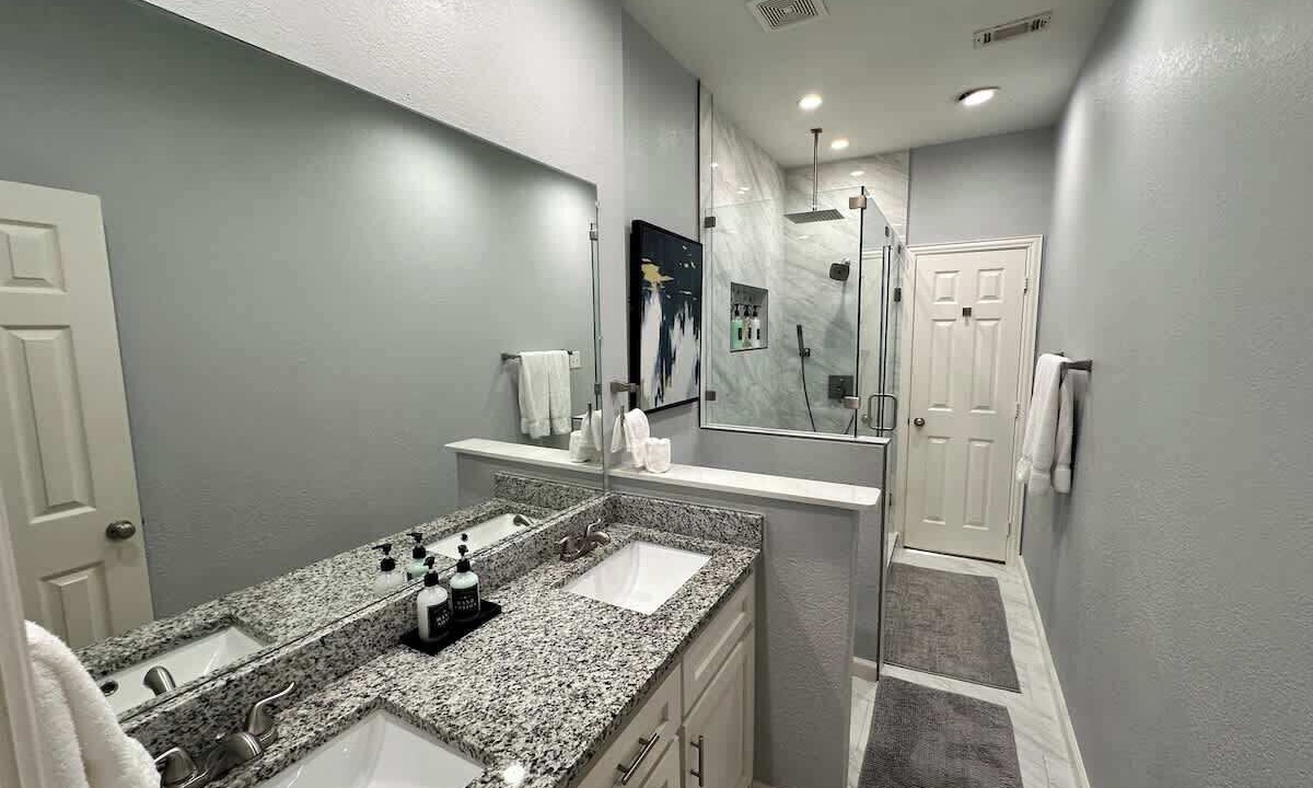 Photo of Bathroom in Garland
