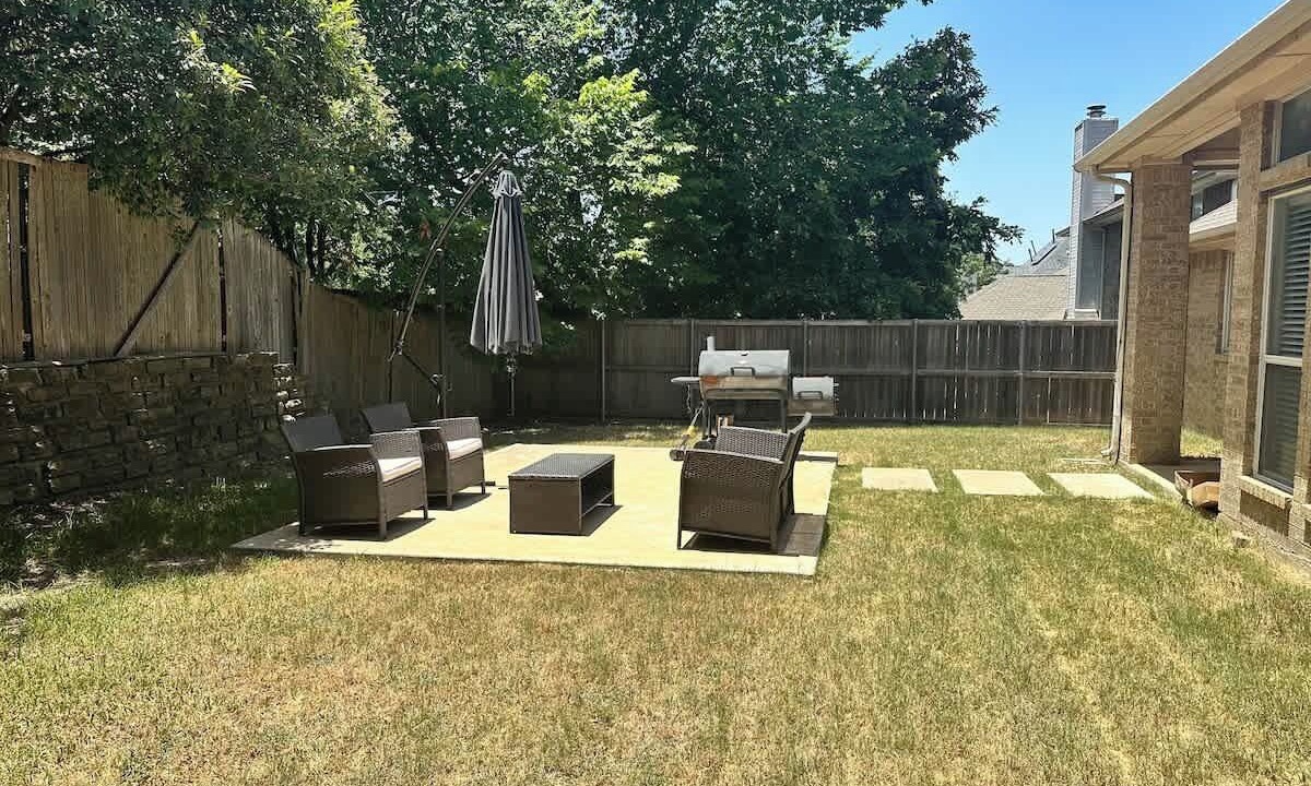 Photo of Patio Balcony in Garland