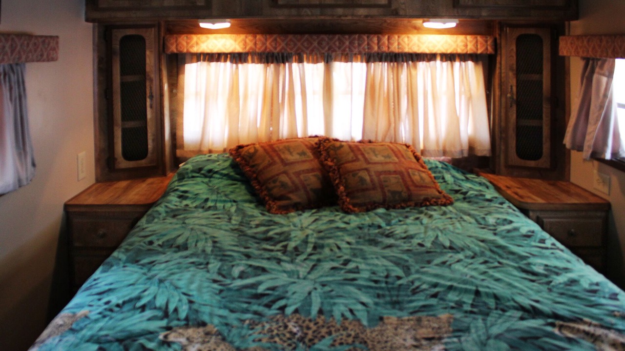 Photo of Bedroom in Bombay Beach