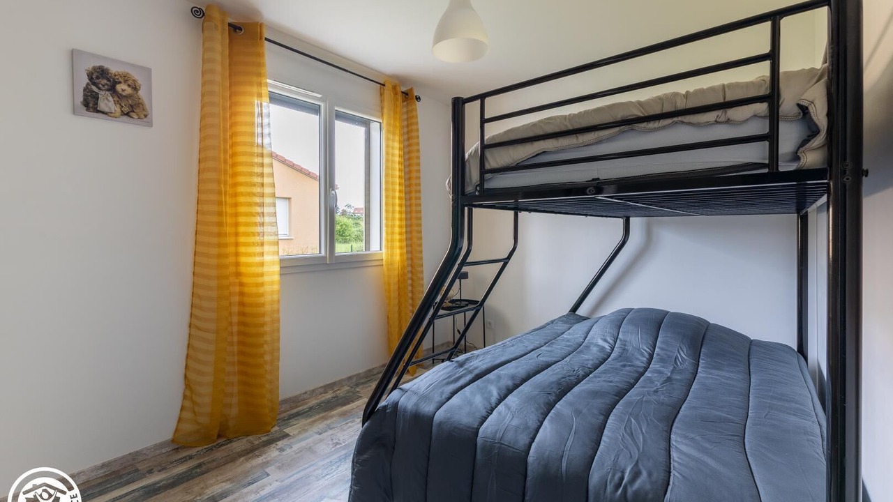 Photo of Bedroom in Montaigut-le-Blanc