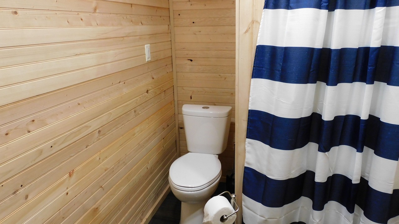Photo of Bathroom in Rock Harbor