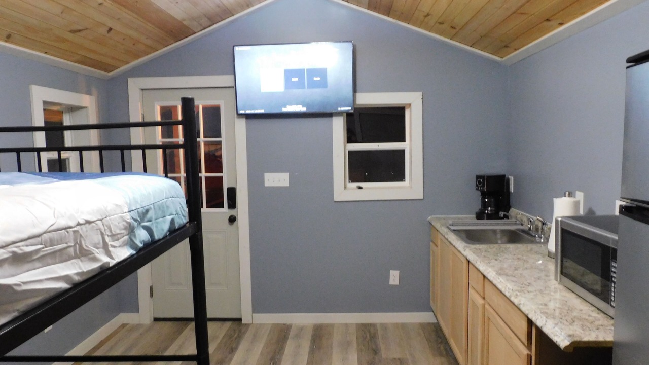 Photo of Bedroom in Rock Harbor