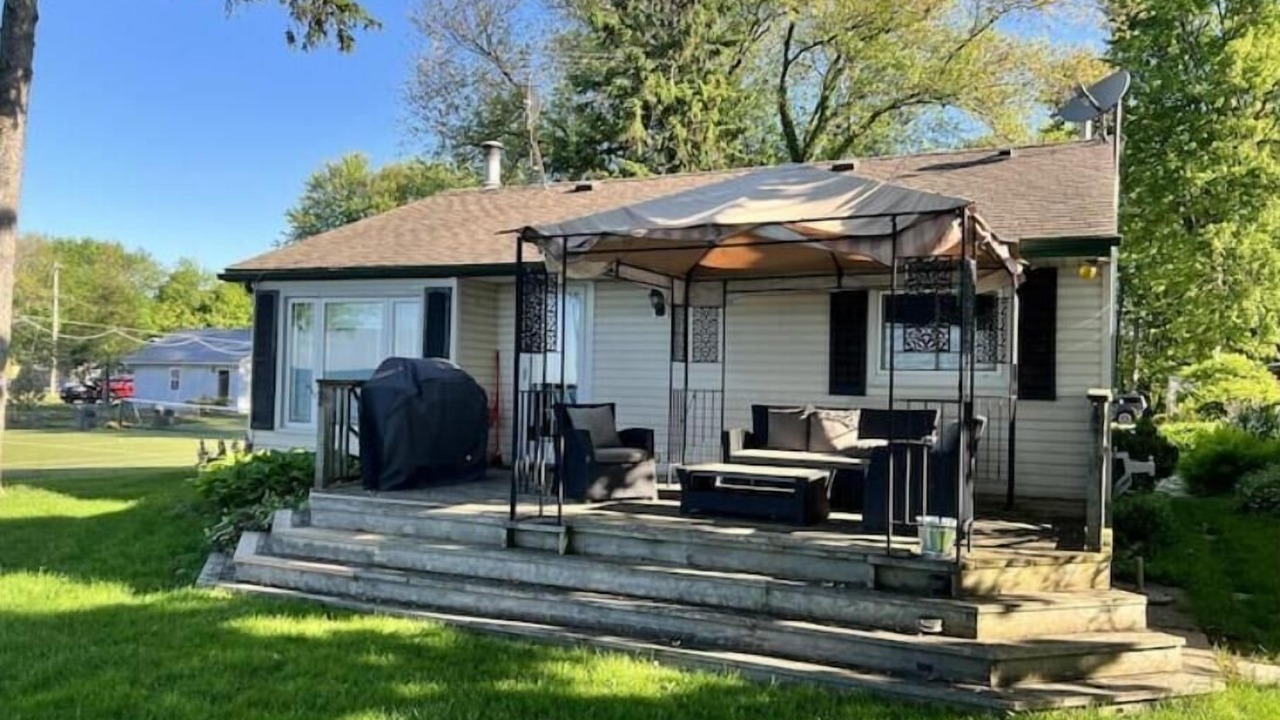 Photo of Patio Balcony in Town of Essex