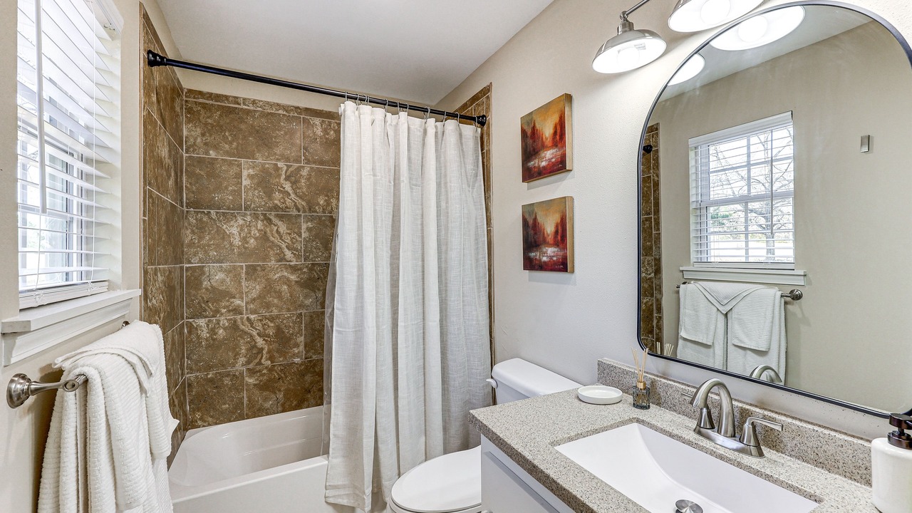 Photo of Bathroom in New Blaine