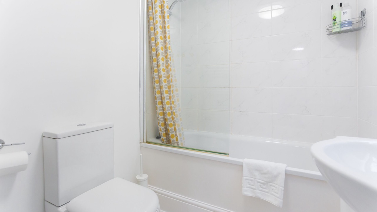 Photo of Bathroom in Haringey