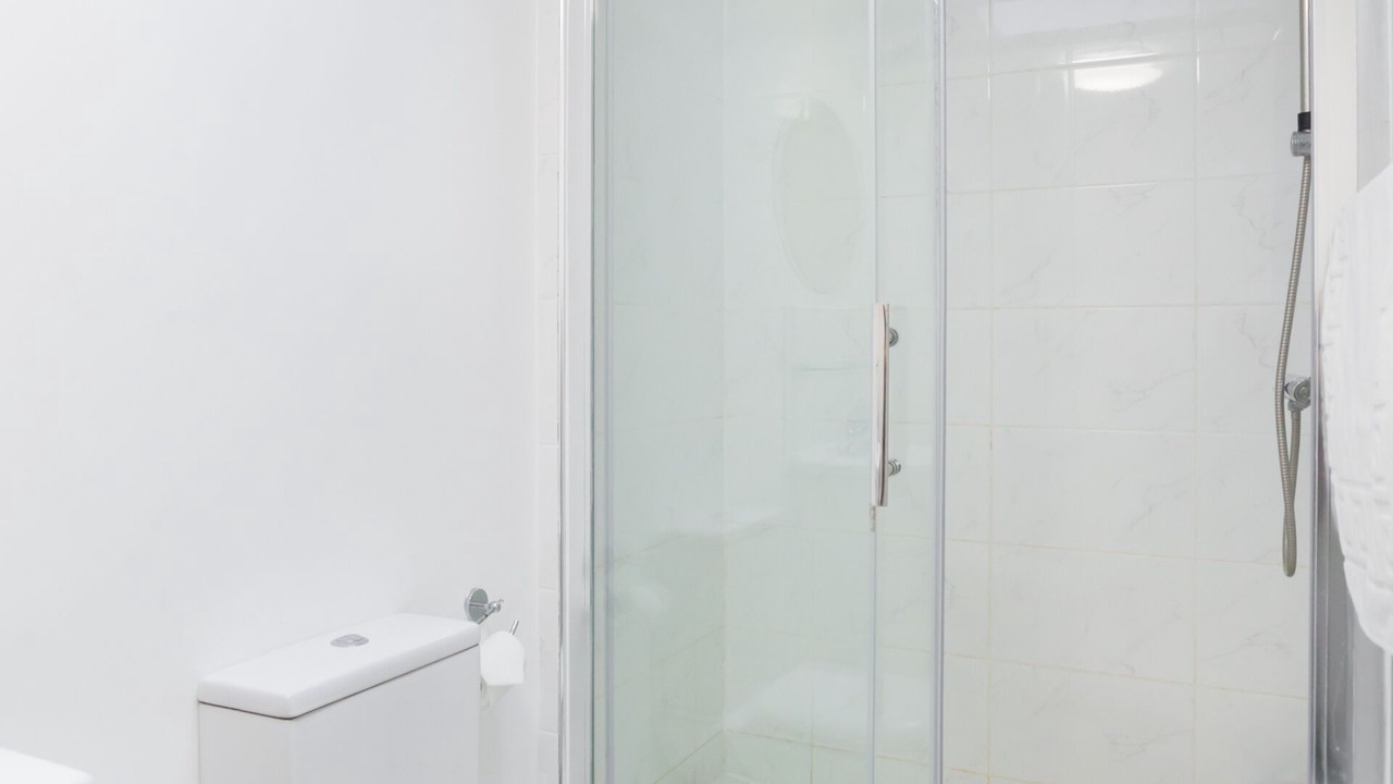 Photo of Bathroom in Haringey