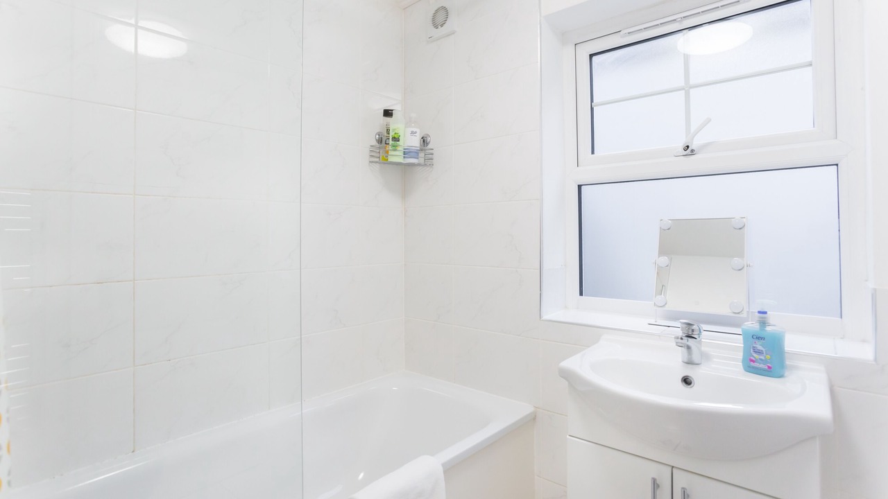 Photo of Bathroom in Haringey