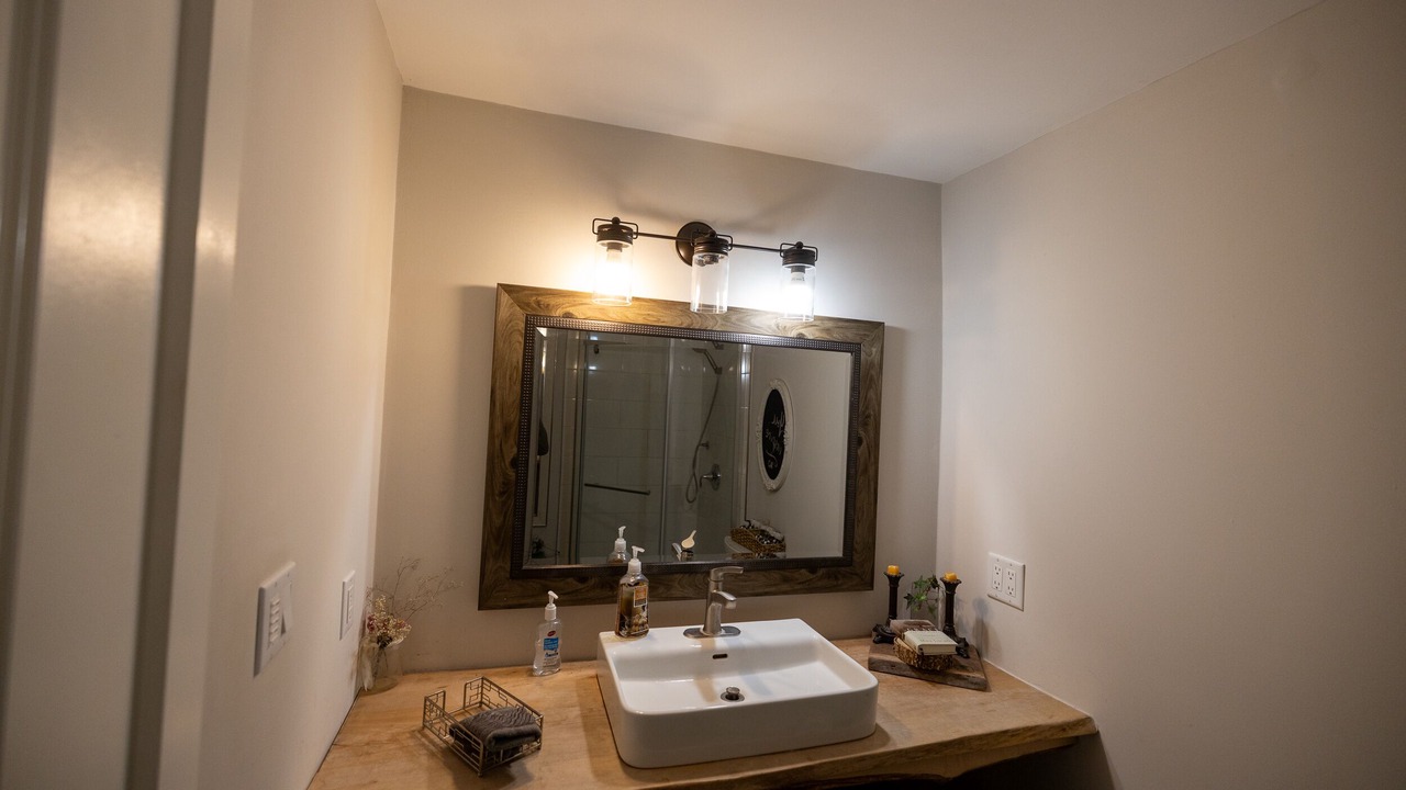 Photo of Bathroom in Middlesex Centre