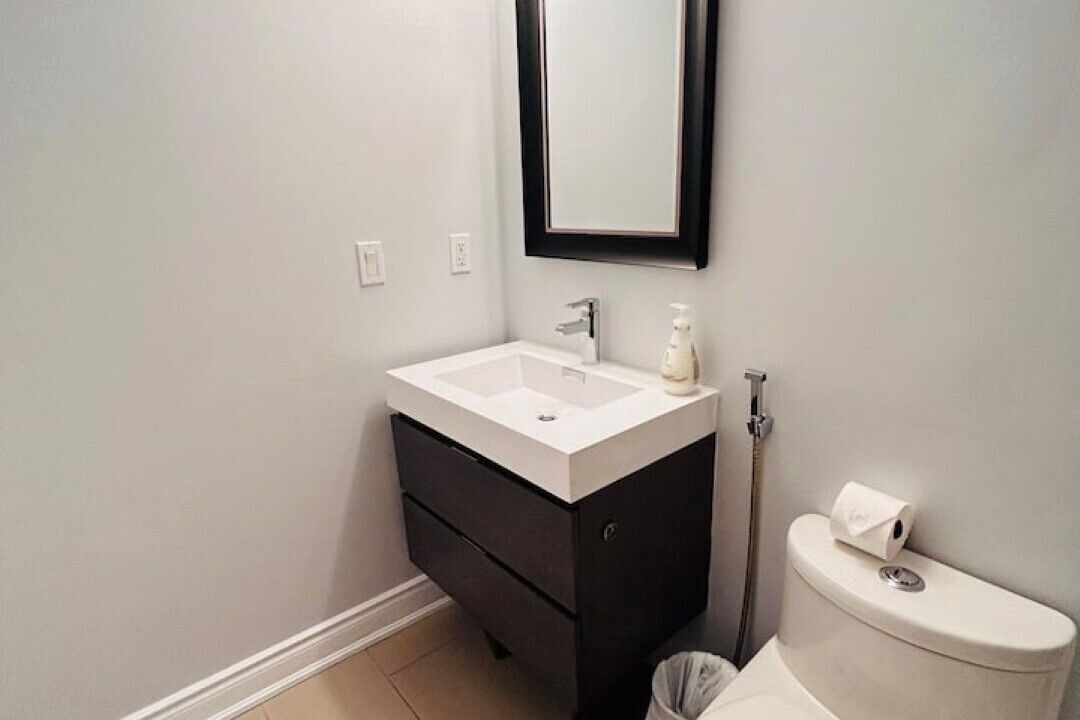 Photo of Bathroom in Fort York