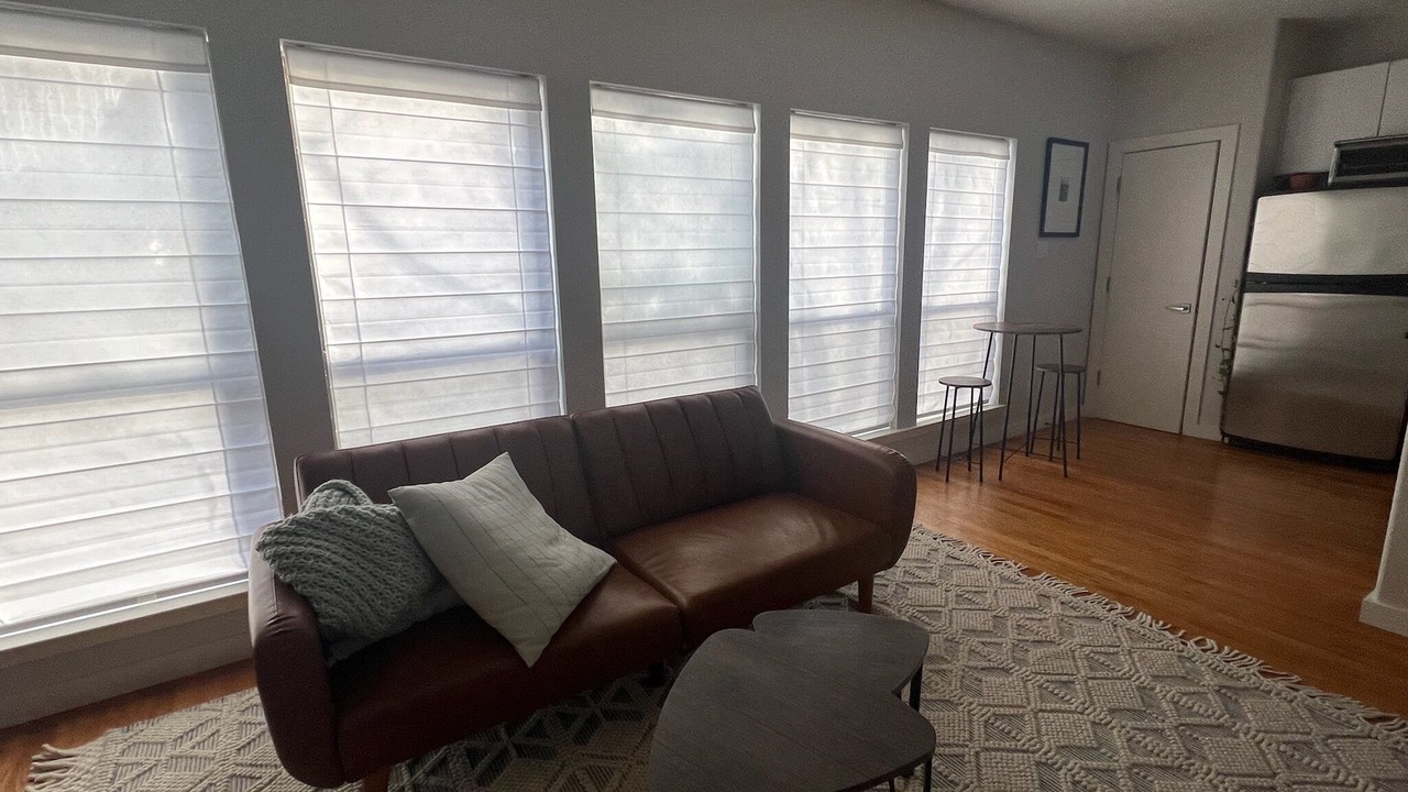 Photo of Livingroom in Lower Greenville