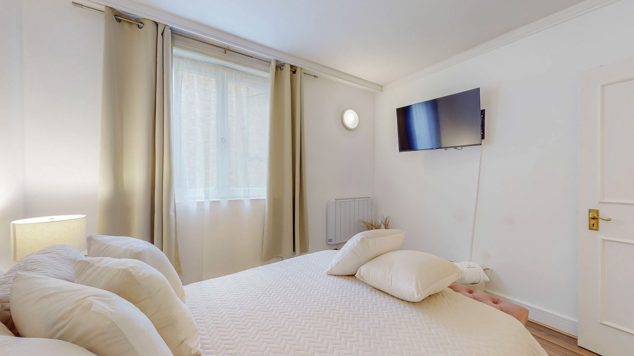 Photo of Others in Mayfair