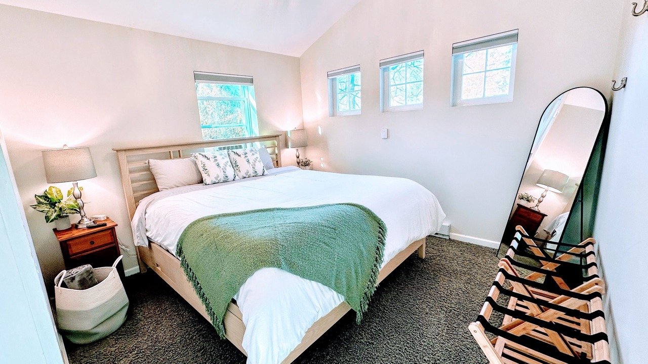 Photo of Bedroom in Ithaca