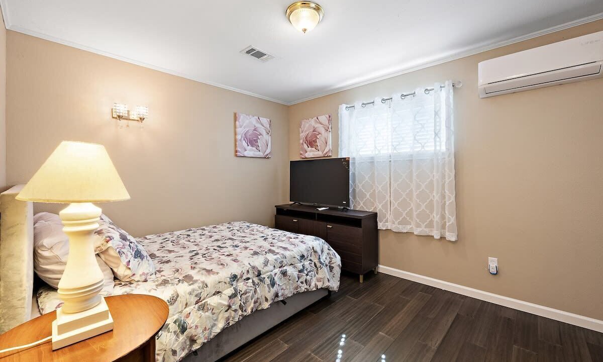 Photo of Bedroom in Nacogdoches